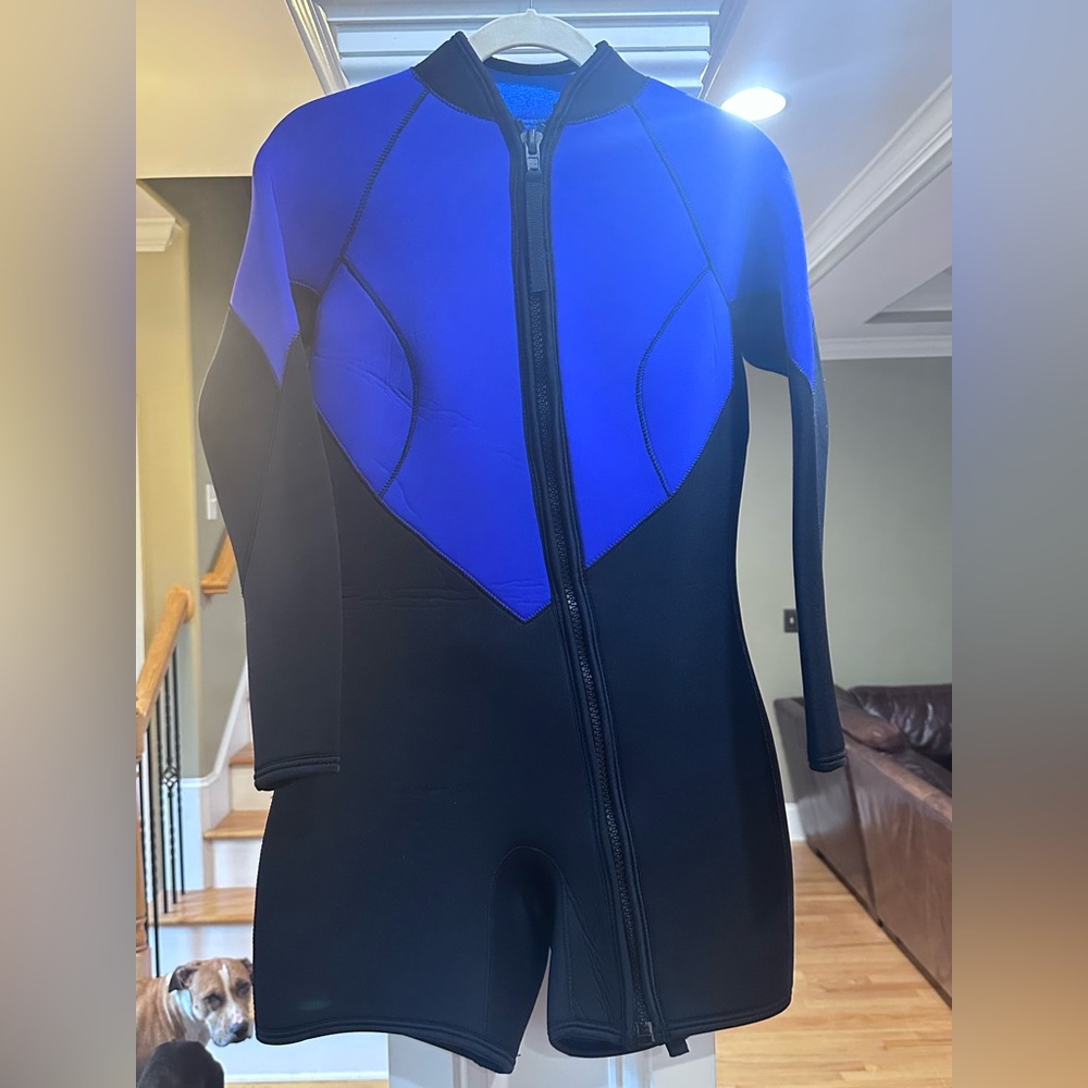 Women's Blue and Black Shorty Wetsuit - Front Zip